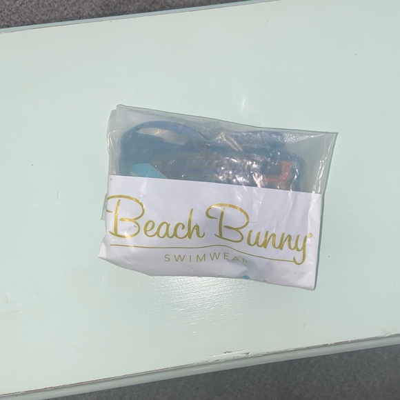 Beach Bunny Jazmin Top - Picture 8 of 9